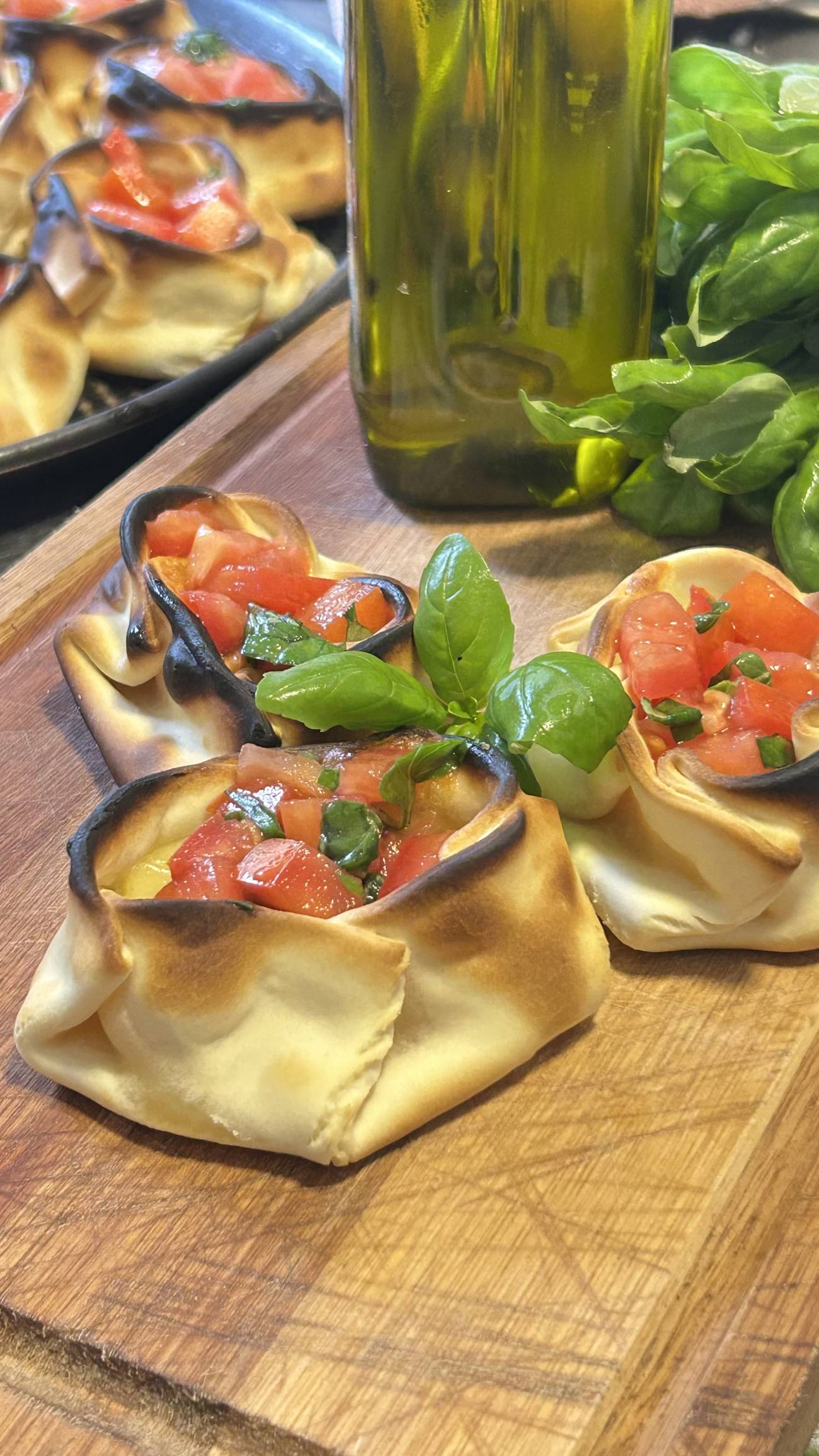 Mini canastitas caprese